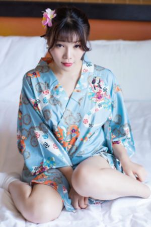 香港成人大胸视频迅雷下载_DVD在线观看完整版