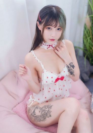 亚洲欧美动漫自拍_1080免费在线观看
