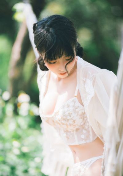 亚洲欧美国产综合五月天_高清免费观看超清